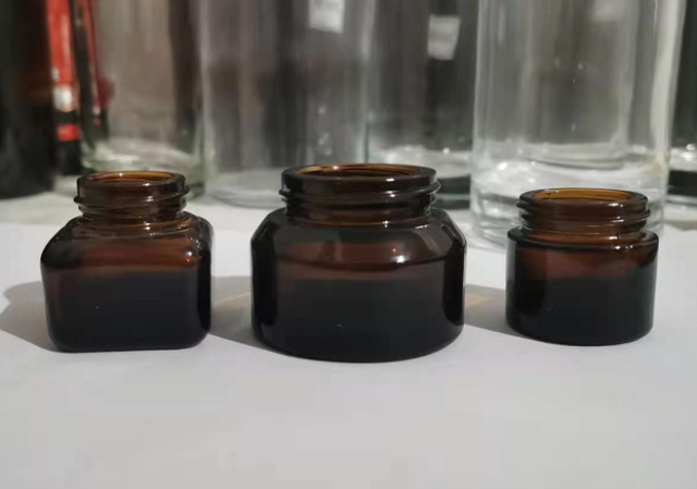 amber glass jar manufacturer
